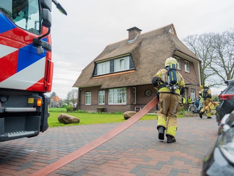 brandweer bij pand Dimence