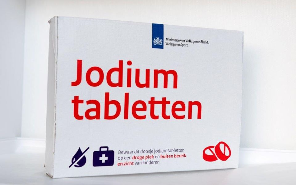 doos met jodium tabletten