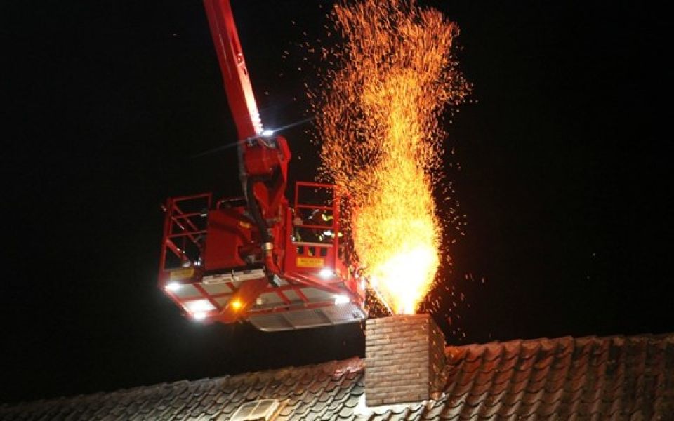 brand in schoorsteen