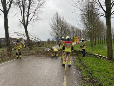 brandweer bij storm